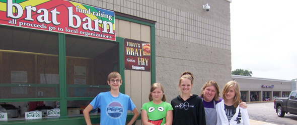 2011 Mission Trip's Brat Barn Fundraiser